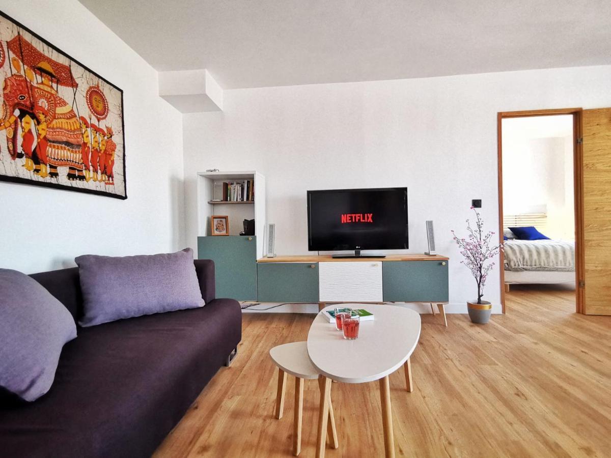 Le 79 Reflet De La Marne Apartment Нуази-ле-Гран Екстериор снимка