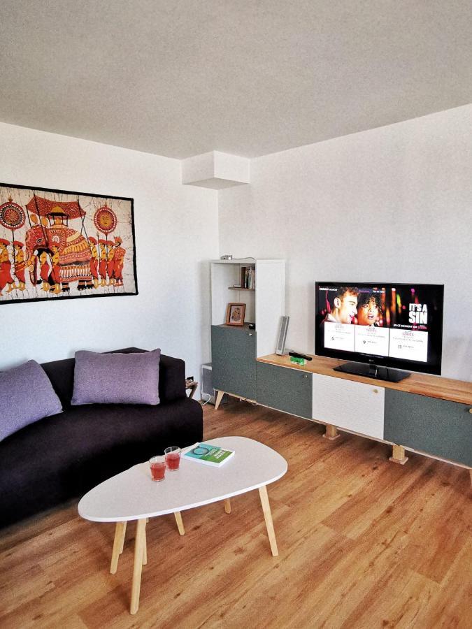 Le 79 Reflet De La Marne Apartment Нуази-ле-Гран Екстериор снимка